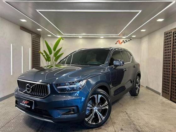 VOLVO XC40 1.5 T5 RECHARGE INSCRIPTION GEARTRONIC VOLVO XC40 1.5 T5 RECHARGE INSCRIPTION GEARTRONIC